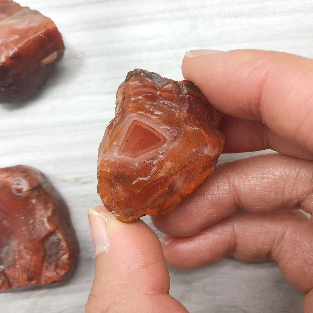 1pc Random Rough Raw Carnelian - Aquarium Decoration Rock incelemesi ve fiyatı
